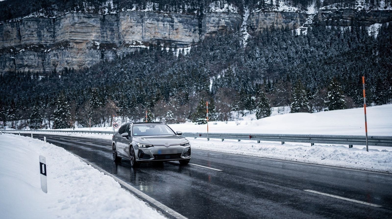 Winter Tyres and the Vignette: Driving Into Tyrol