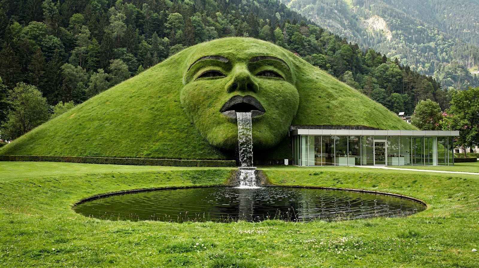 Swarovski Crystal Worlds