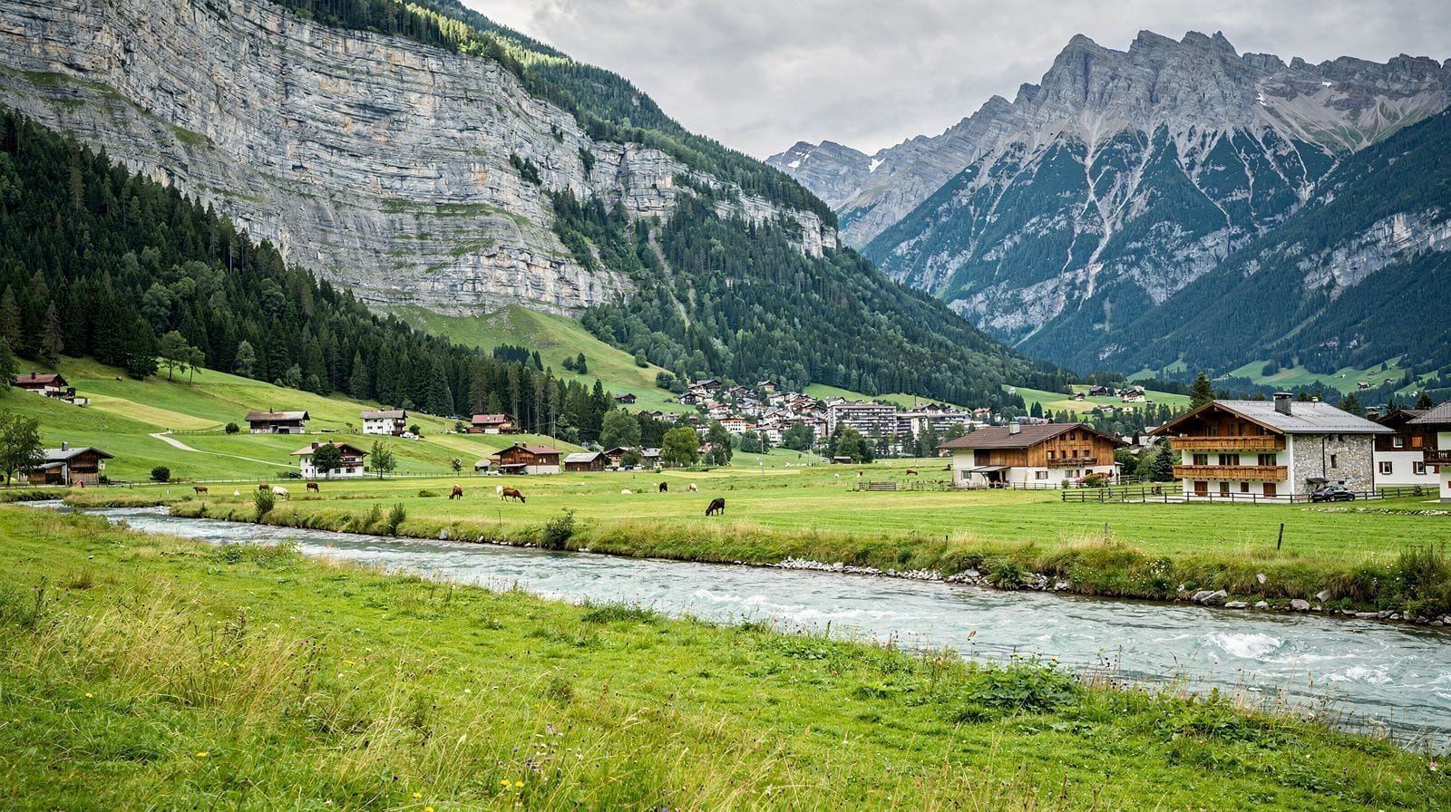 The Zillertal: Innsbruck's Valley of Skiing, Glaciers and Gorges