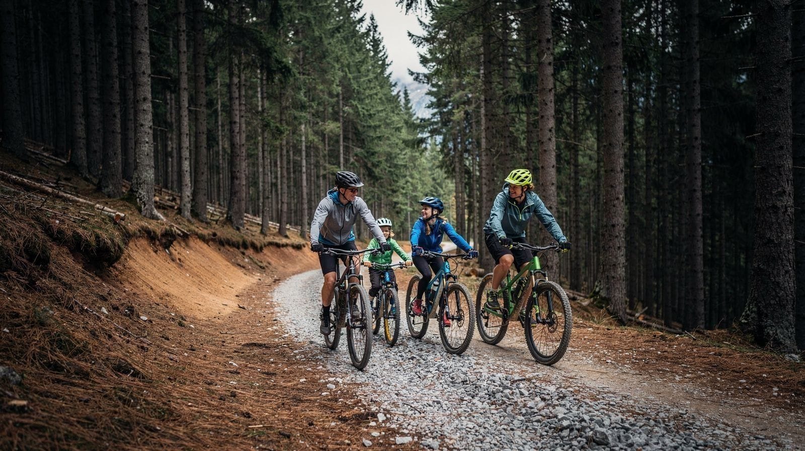 Bikepark Innsbruck With Kids: Is the Muttereralm Right for a Family Day?