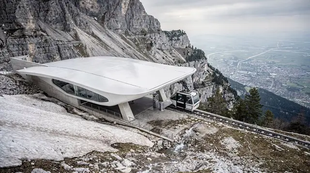 Hungerburgbahn: The Zaha Hadid Funicular to Hungerburg