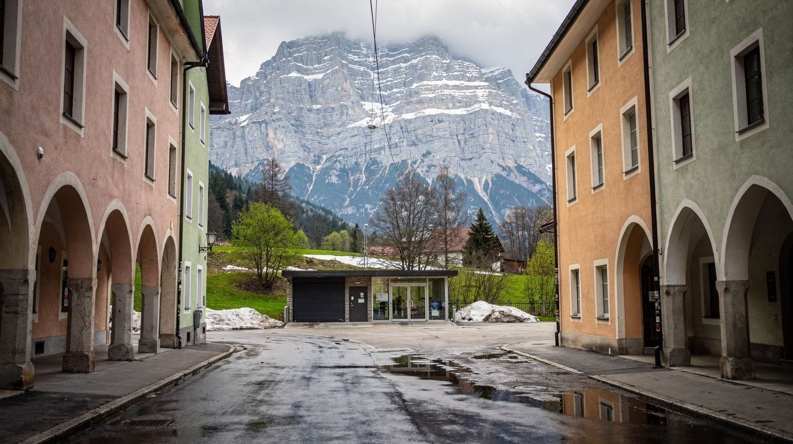 Innsbruck in the Shoulder Season: What Actually Closes