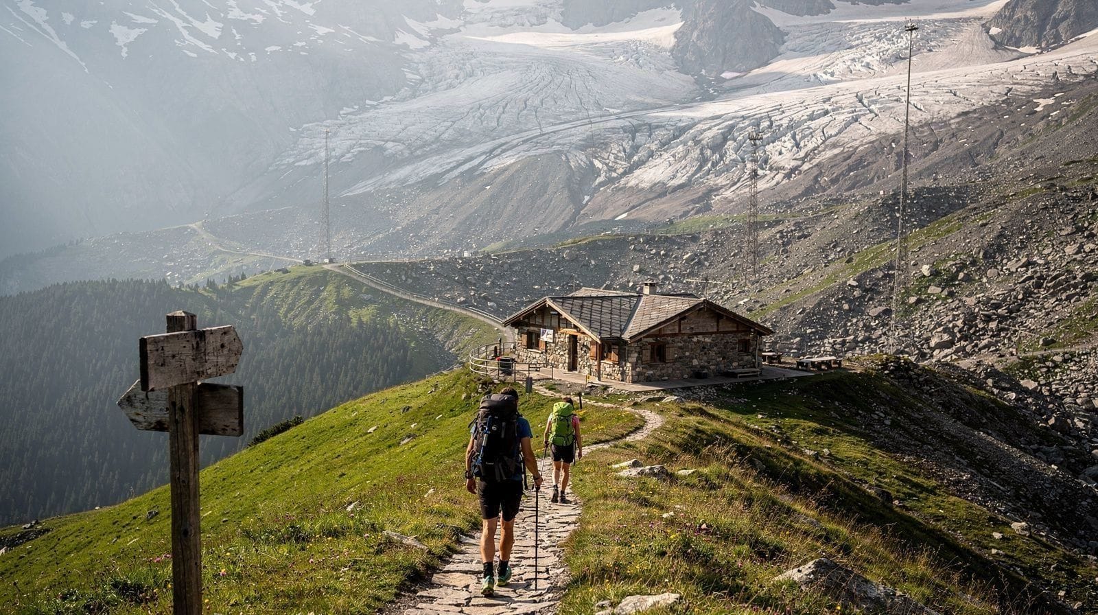 Hiking the Stubai Glacier and the TOP OF TYROL Platform
